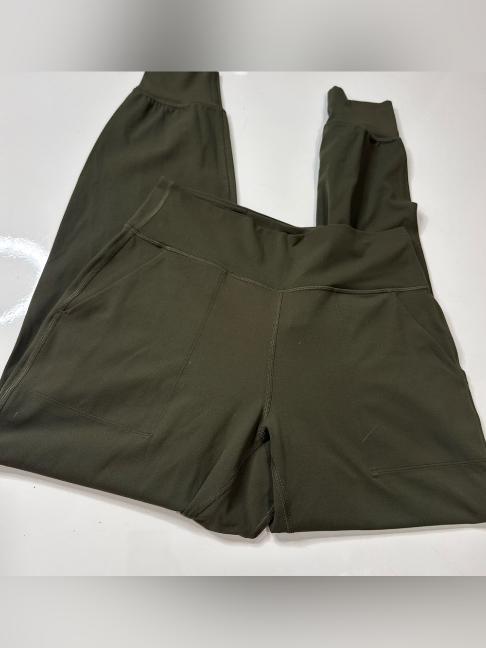 Lululemon Align High-Rise Jogger Olive Green Sz 8 Full Length EUC A020826